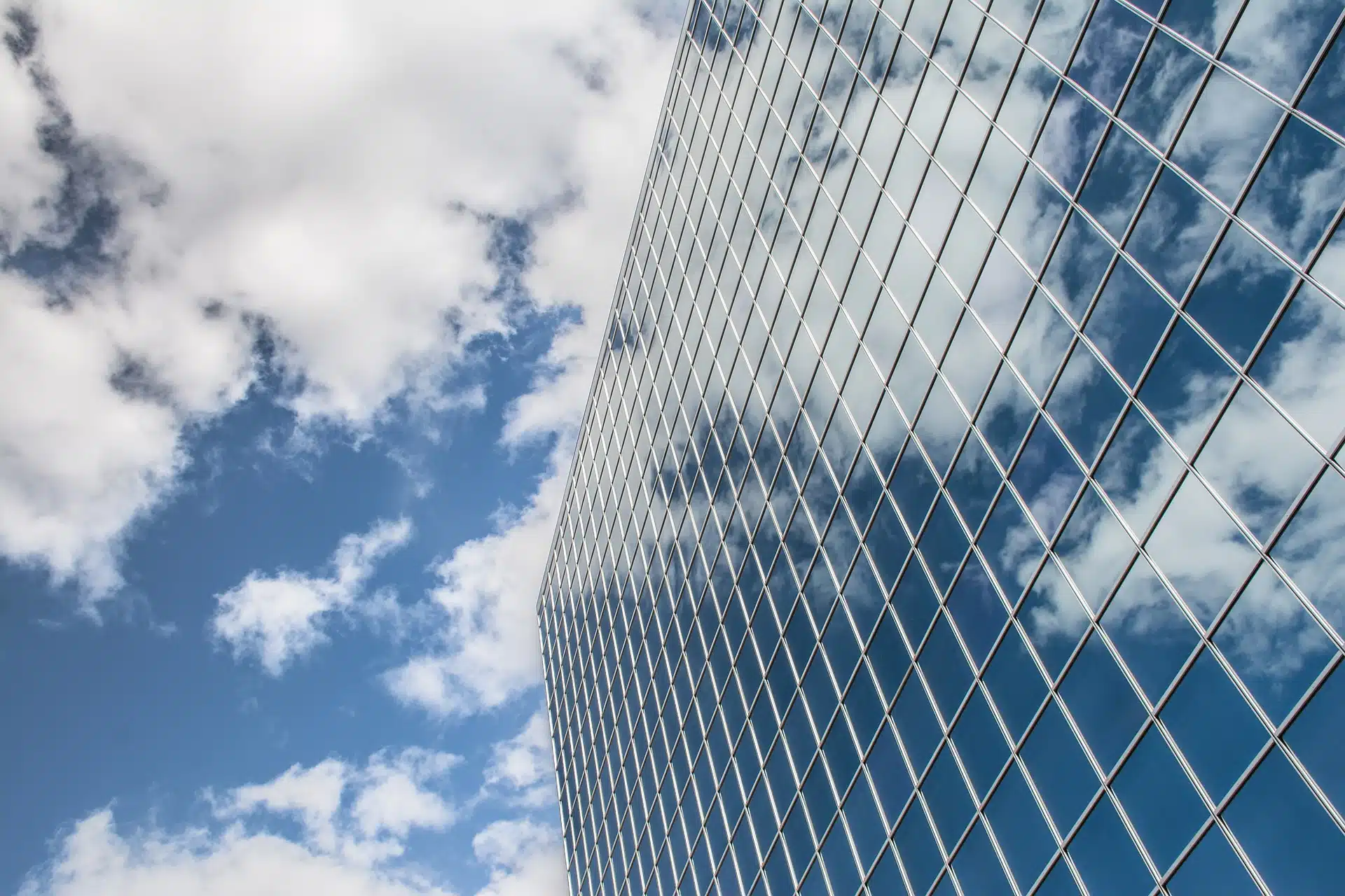 building-g8fc29effa_1920